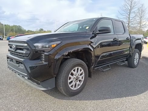 Used 2024 Toyota Tacoma SR AWD/4WD image 7