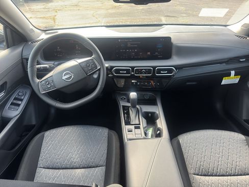 New 2026 Nissan Sentra SV w/ SV Convenience Package FWD image 11