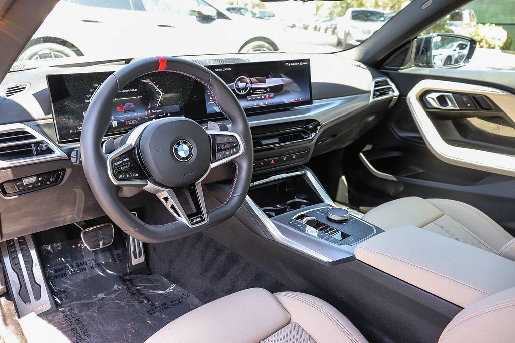 Used 2025 BMW M240i Coupe RWD image 12