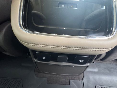 Used 2024 Lincoln Navigator L Reserve w/ Equipment Group 201A image 47