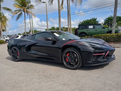 Used 2020 Chevrolet Corvette Stingray Premium Cpe w/ 3LT Preferred Equipment Group image 2