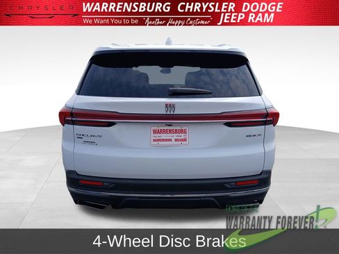 Used 2025 Buick Enclave Preferred AWD/4WD image 6