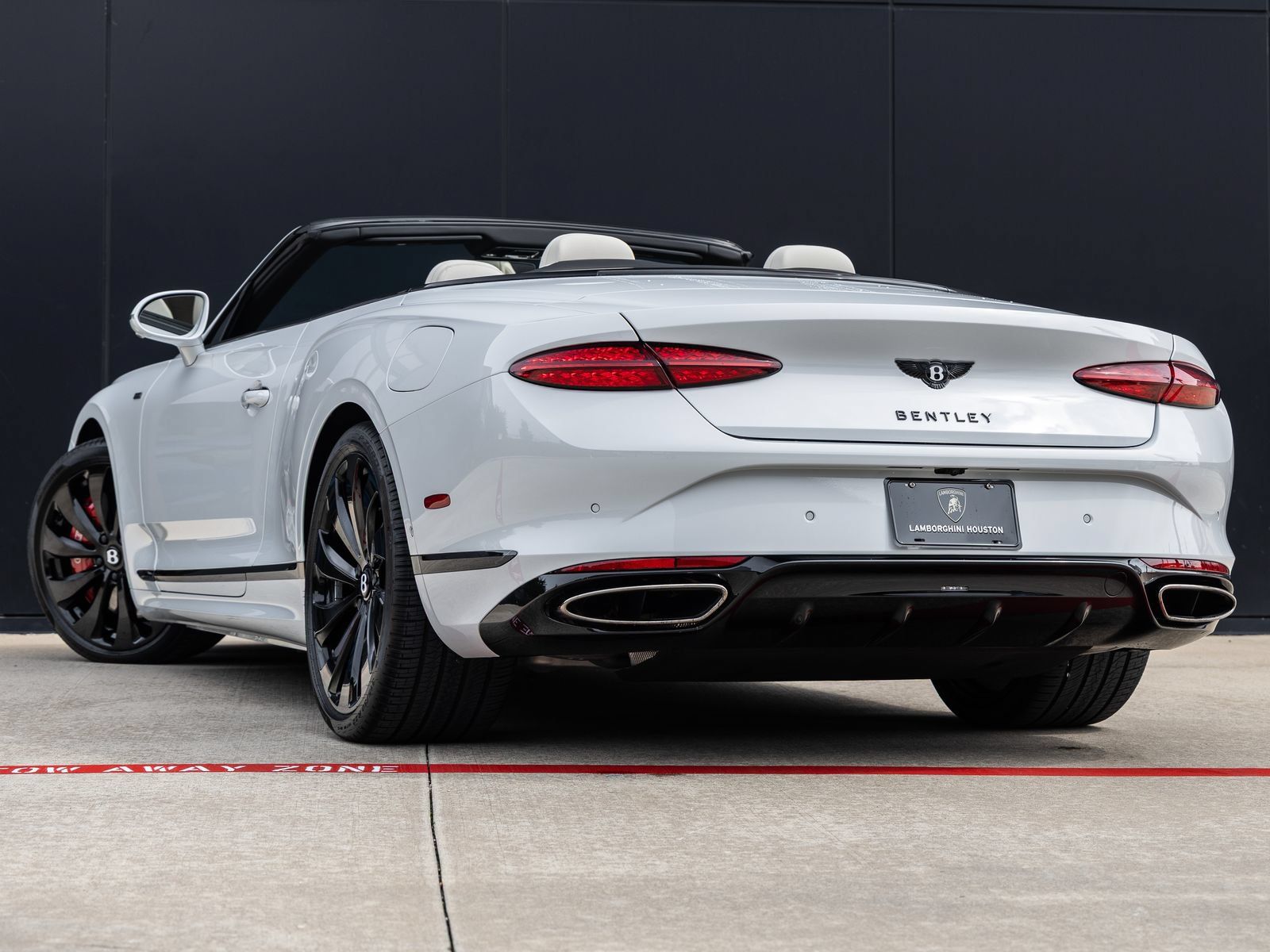 Used 2025 Bentley Continental GTC AWD/4WD image 6