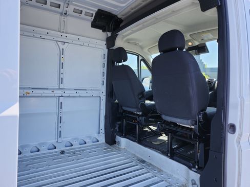 Used 2025 RAM ProMaster 2500 w/ Safety Group FWD image 20