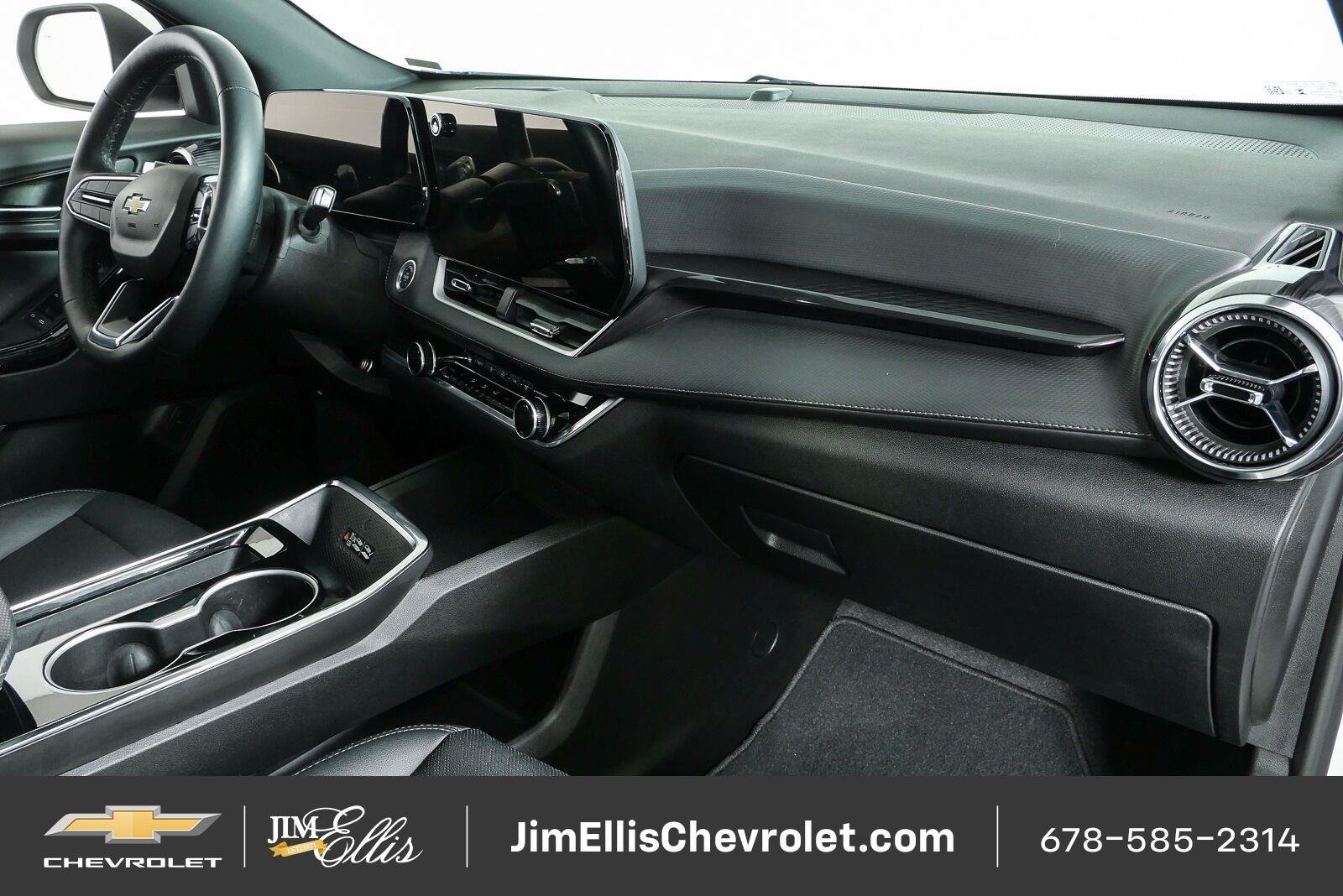 Used 2025 Chevrolet Equinox LT w/ Convenience Package II FWD image 24