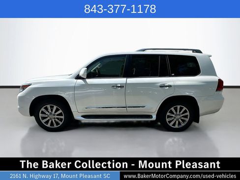 Used 2011 Lexus LX 570 4WD w/ Luxury Pkg image 8