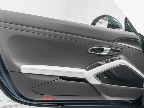 Used 2014 Porsche Cayman S RWD image 37