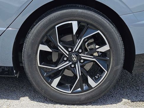 Used 2024 Hyundai Sonata SEL FWD image 11
