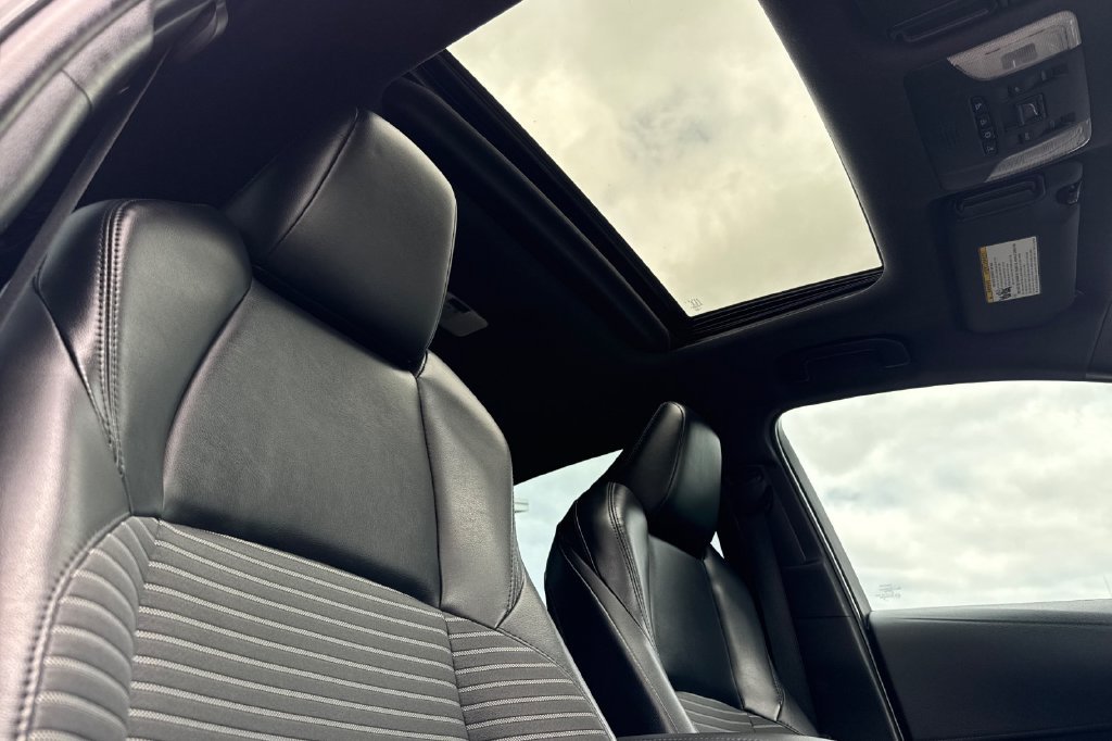 Certified 2020 Toyota Corolla XSE FWD image 15