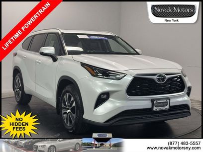 Used 2022 Toyota Highlander XLE