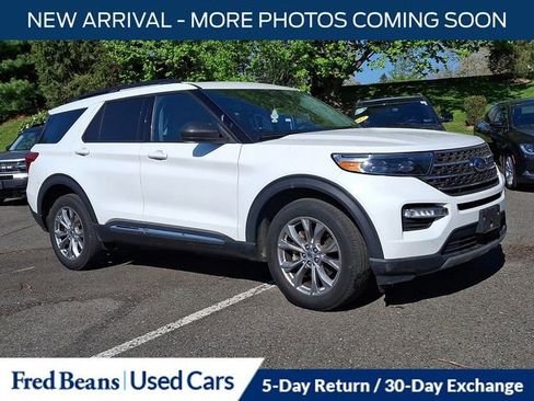 Used 2022 Ford Explorer XLT w/ Equipment Group 202A AWD/4WD image 1