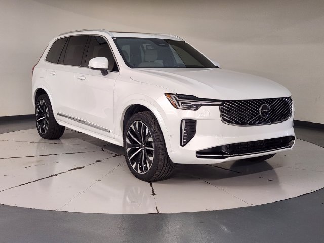 Certified 2026 Volvo XC90 B6 Plus w/ Protection Package Premier AWD/4WD image 7