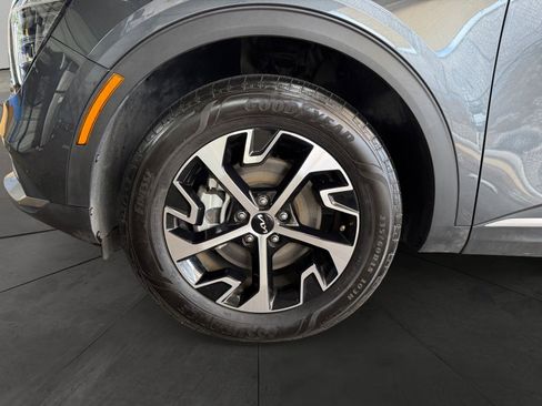 Used 2024 Kia Sportage EX w/ EX Premium Package image 14