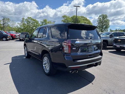 Used 2024 Chevrolet Tahoe High Country w/ Premium Package AWD/4WD image 9