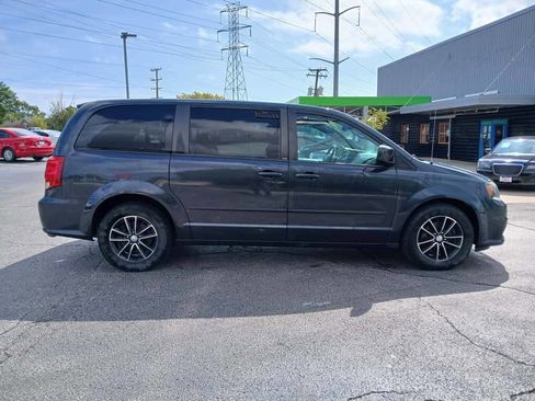 Used 2014 Dodge Grand Caravan SXT w/ UConnect Hands-Free Group image 5