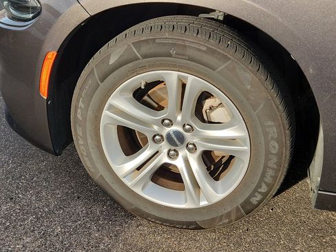 Used 2023 Dodge Charger SXT image 7