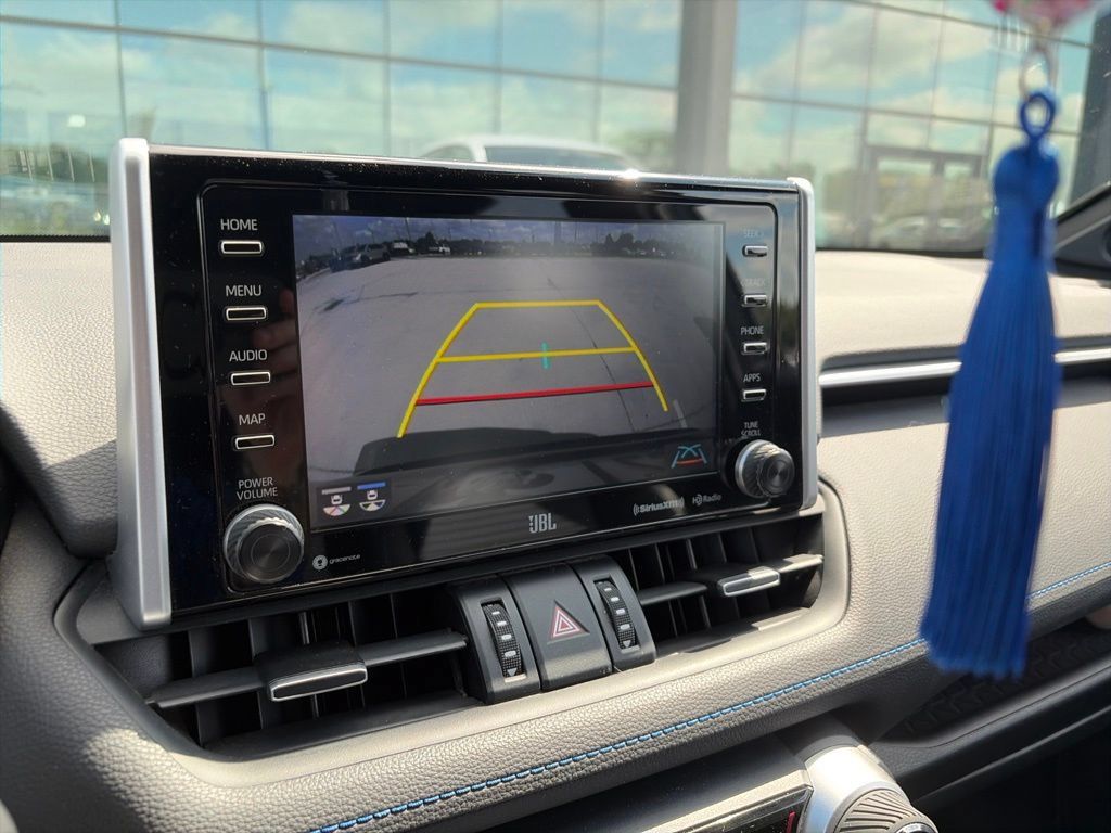 Used 2019 Toyota RAV4 XSE AWD/4WD image 5