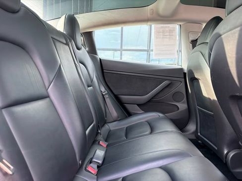 Used 2022 Tesla Model 3 Long Range AWD/4WD image 15
