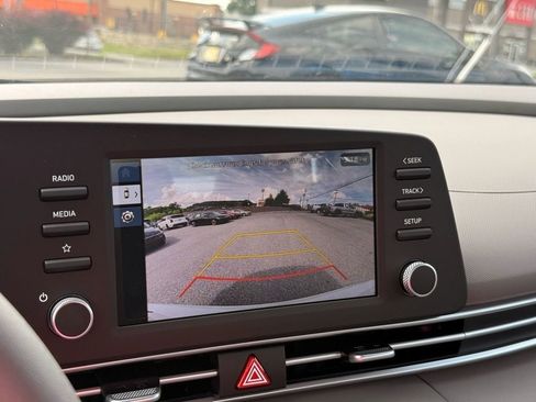 New 2025 Hyundai Elantra SE image 25