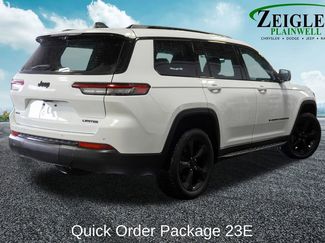 Used 2024 Jeep Grand Cherokee L Limited w/ Luxury Tech Group II video 3