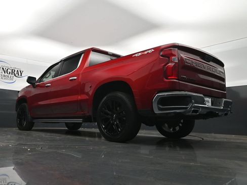 Used 2023 Chevrolet Silverado 1500 LTZ w/ LTZ Convenience Package II AWD/4WD image 30