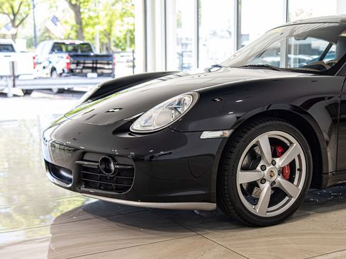 Used 2006 Porsche Cayman S RWD image 4
