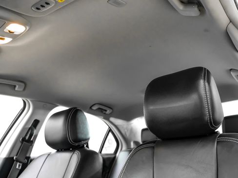 Used 2012 Ford Fusion SEL FWD image 19