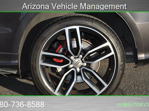 Used 2017 Audi SQ5 Premium Plus w/ Technology Package image 12