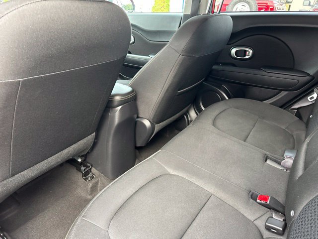 Used 2016 Kia Soul + w/ Designer's Package FWD image 12