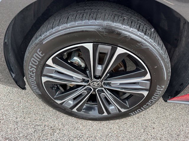 Used 2023 Toyota bZ4X AWD w/ Weather Package image 8