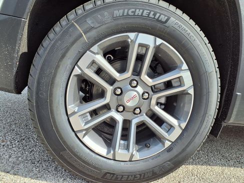 New 2026 GMC Terrain Elevation w/ Technology Package II FWD image 24