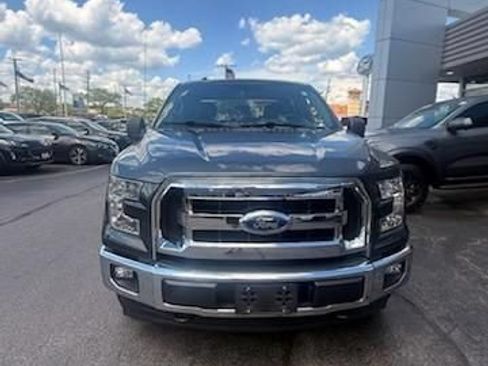 Used 2017 Ford F150 XLT AWD/4WD image 2