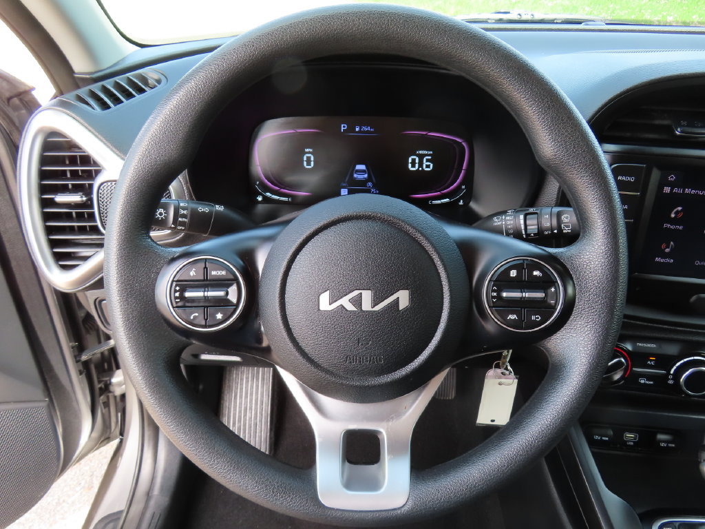 Used 2024 Kia Soul LX w/ Option Group 015 FWD image 15