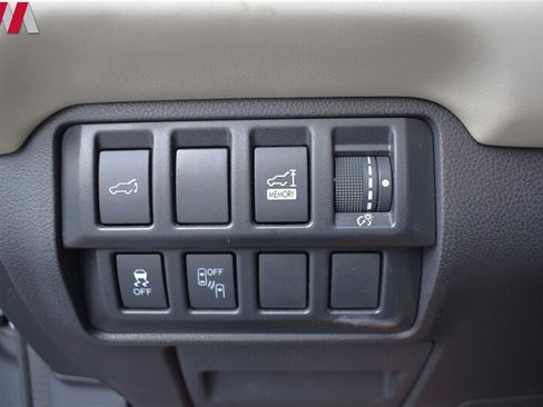 Used 2019 Subaru Ascent Limited AWD/4WD image 14