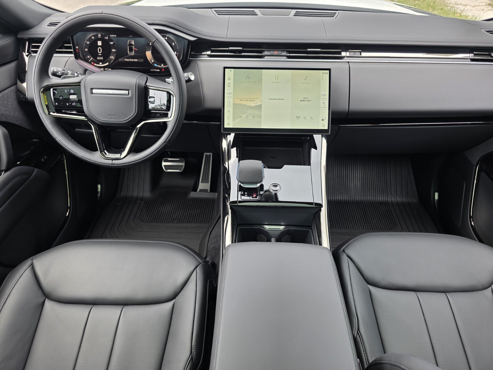New 2026 Land Rover Range Rover Sport Dynamic SE AWD/4WD image 4