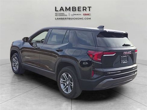 Used 2025 GMC Terrain Elevation AWD/4WD image 4