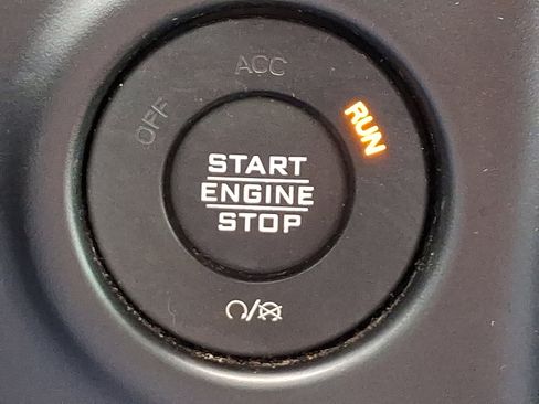 Used 2021 Jeep Wrangler Unlimited Sahara AWD/4WD image 23