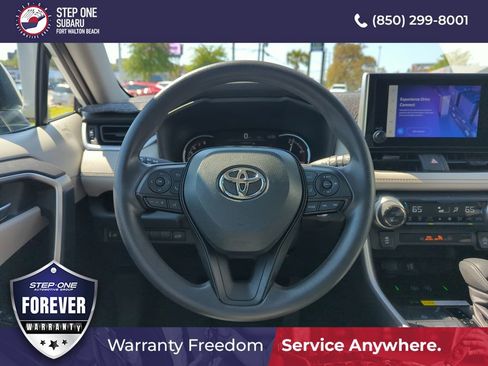 Used 2024 Toyota RAV4 XLE w/ Convenience Package FWD image 17