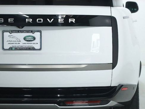 Used 2024 Land Rover Range Rover SE AWD/4WD image 43