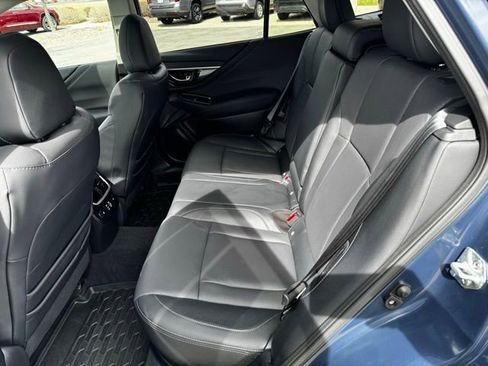 Used 2025 Subaru Outback Limited image 13
