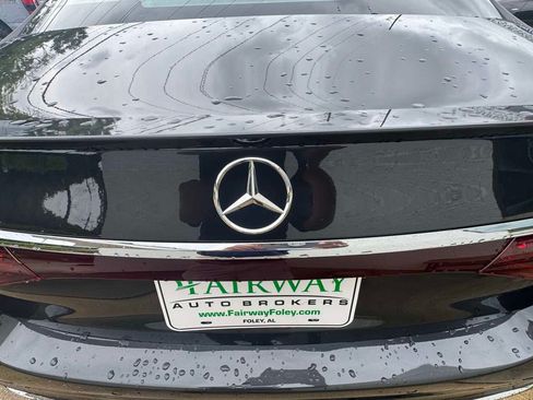 Used 2025 Mercedes-Benz E 350 Sedan w/ Multicontour Seating Package image 22