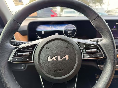 Used 2024 Kia Seltos SX w/ SX Sunroof Package image 20