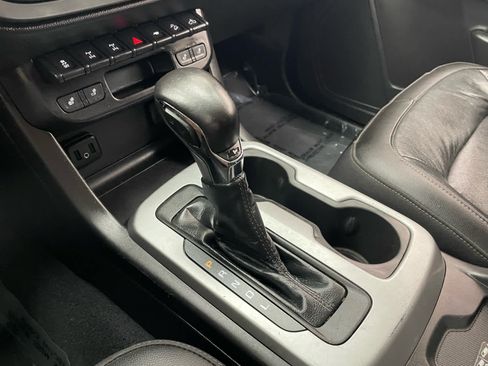 Used 2022 Chevrolet Colorado ZR2 AWD/4WD image 6