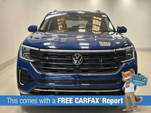 Used 2025 Volkswagen Atlas SEL Premium R-Line AWD/4WD image 2