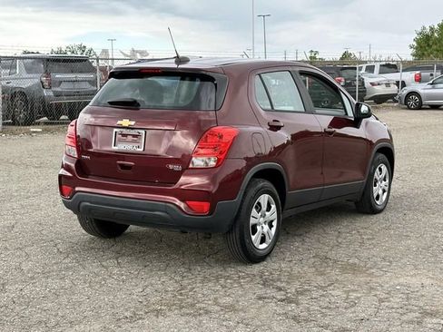 Used 2017 Chevrolet Trax LS FWD image 5