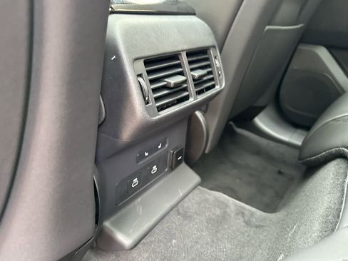 Used 2026 Land Rover Range Rover Velar S image 17