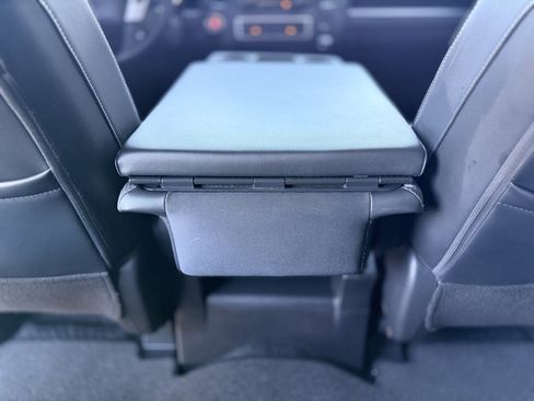 Used 2021 Nissan Titan S w/ S Utility Package image 28