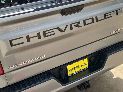 Used 2024 Chevrolet Silverado 1500 Custom RWD image 29