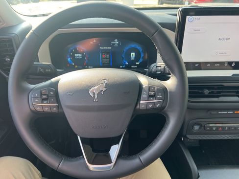 New 2025 Ford Bronco Sport Heritage w/ Convenience Package image 16