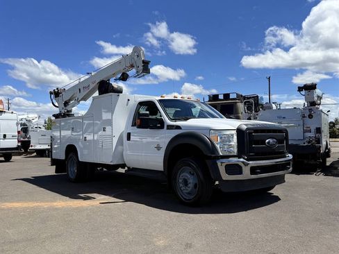 Used 2016 Ford F550 2WD Regular Cab Super Duty image 3